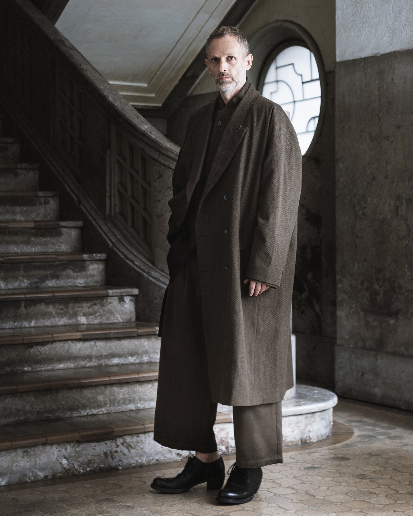 Raw edge collar double breasted overcoat