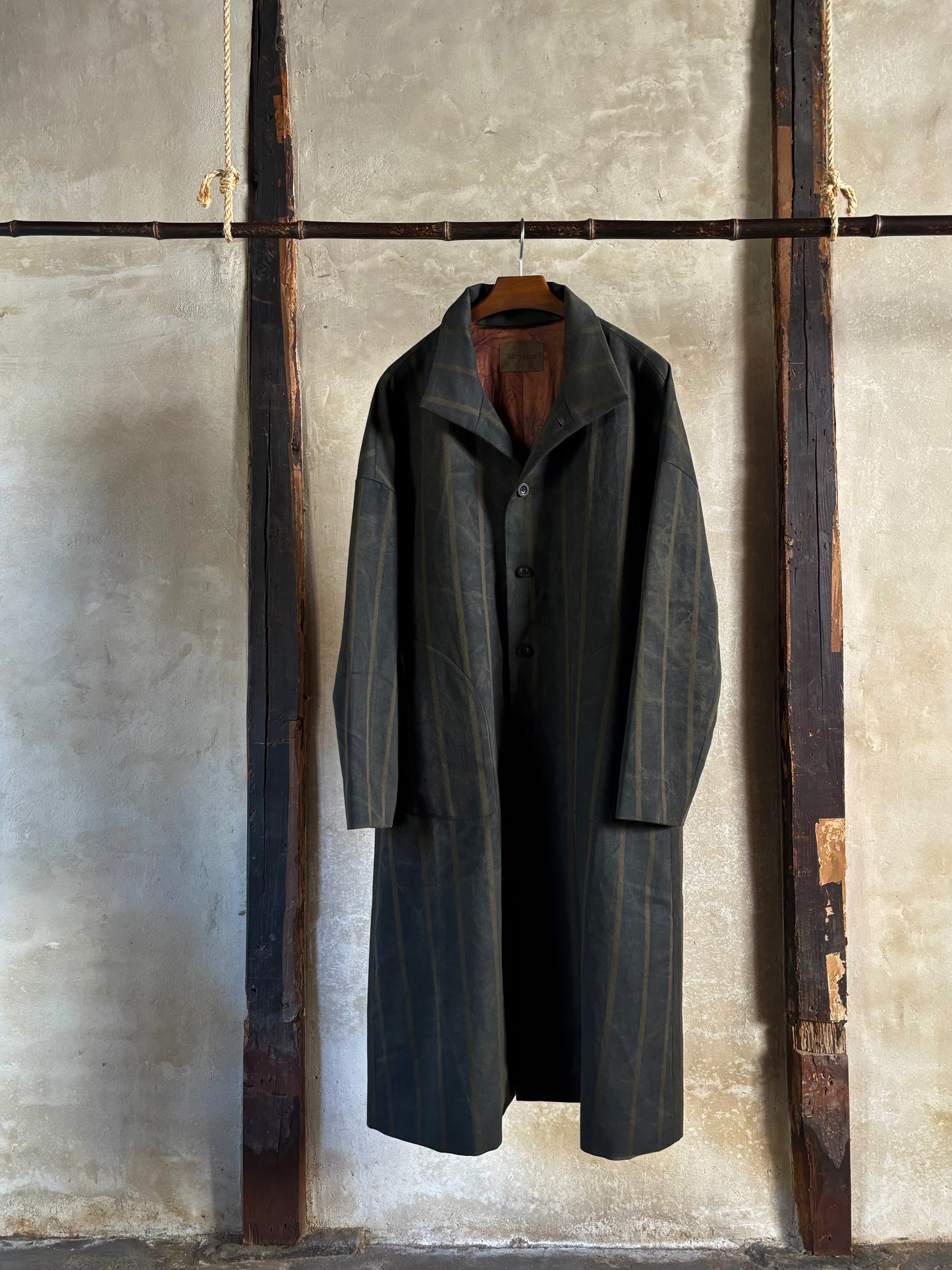 Shoulder relax travel overcoat