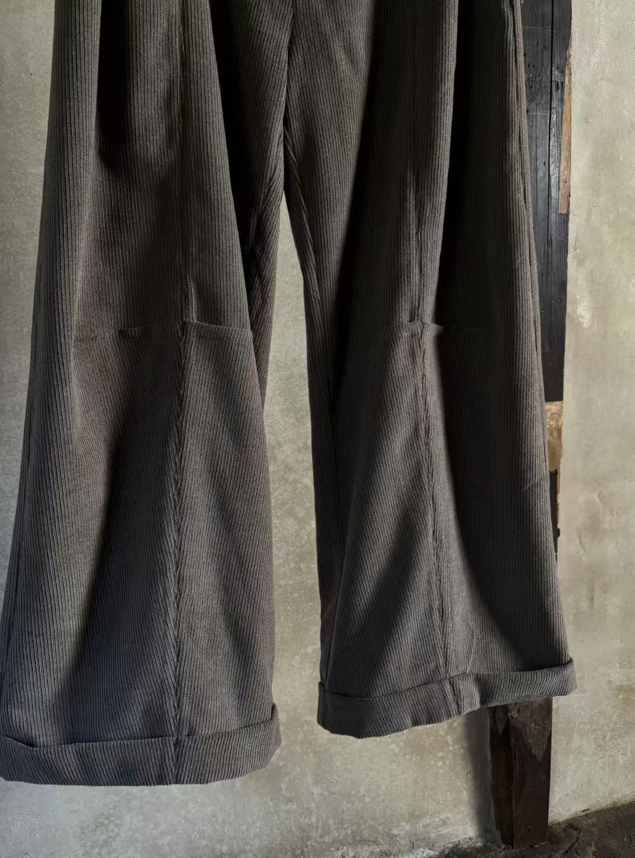 Cuffed wide leg trouser